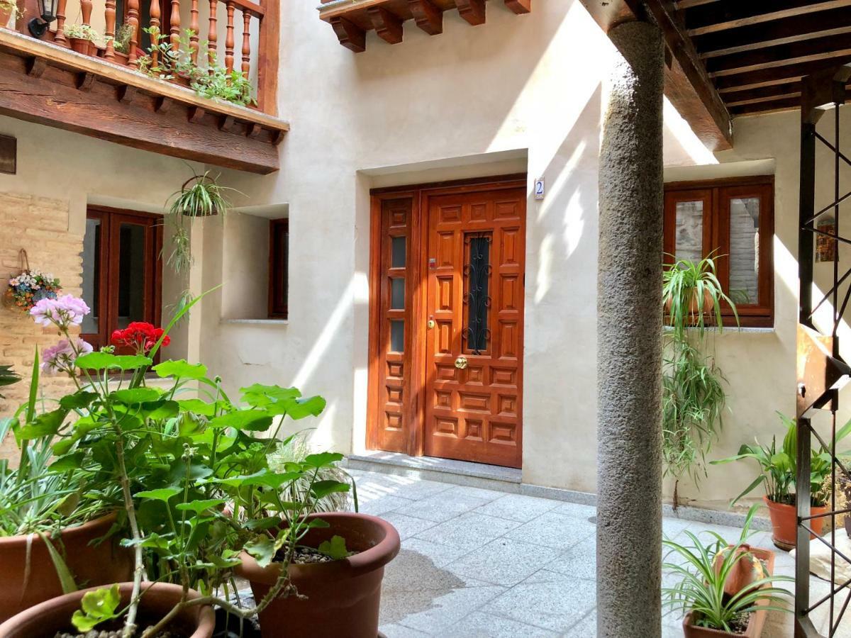 Apartamento San Pedro Toledo Exteriör bild